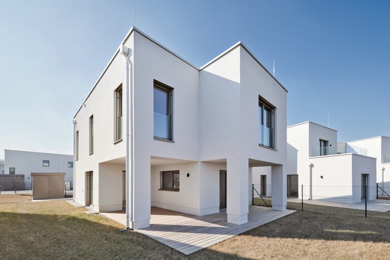 Einfamilienhaus Morgentau am See kaufen: Ihr Traumhaus am Sonnenweiher in Grafenwörth, Niederösterreich, nahe Wien, für ein idyllisches Leben am Wasser.