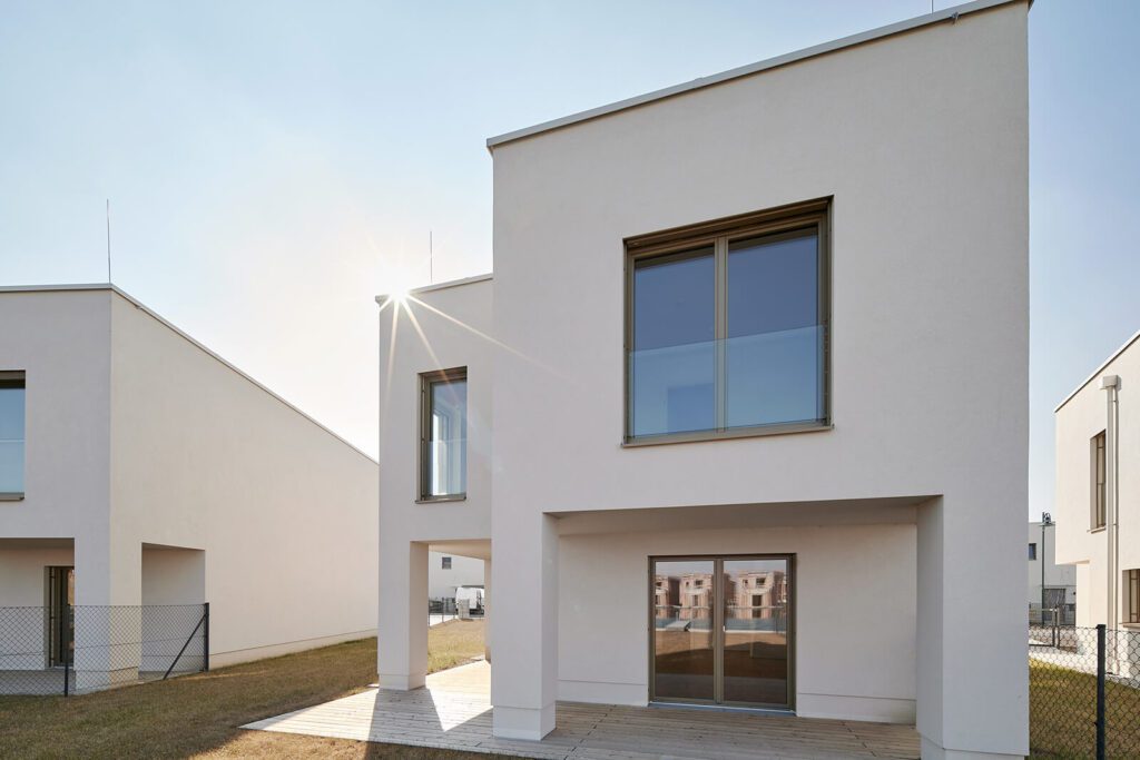 Einfamilienhaus Morgentau am See kaufen: Ihr Traumhaus am Sonnenweiher in Grafenwörth, Niederösterreich, nahe Wien, für ein idyllisches Leben am Wasser.