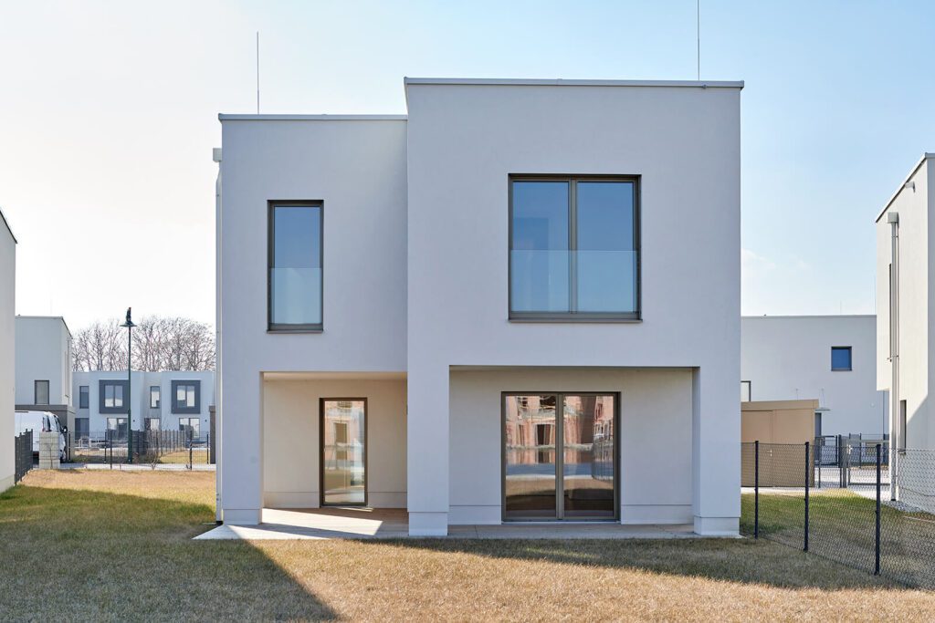Einfamilienhaus Morgentau am See kaufen: Ihr Traumhaus am Sonnenweiher in Grafenwörth, Niederösterreich, nahe Wien, für ein idyllisches Leben am Wasser.